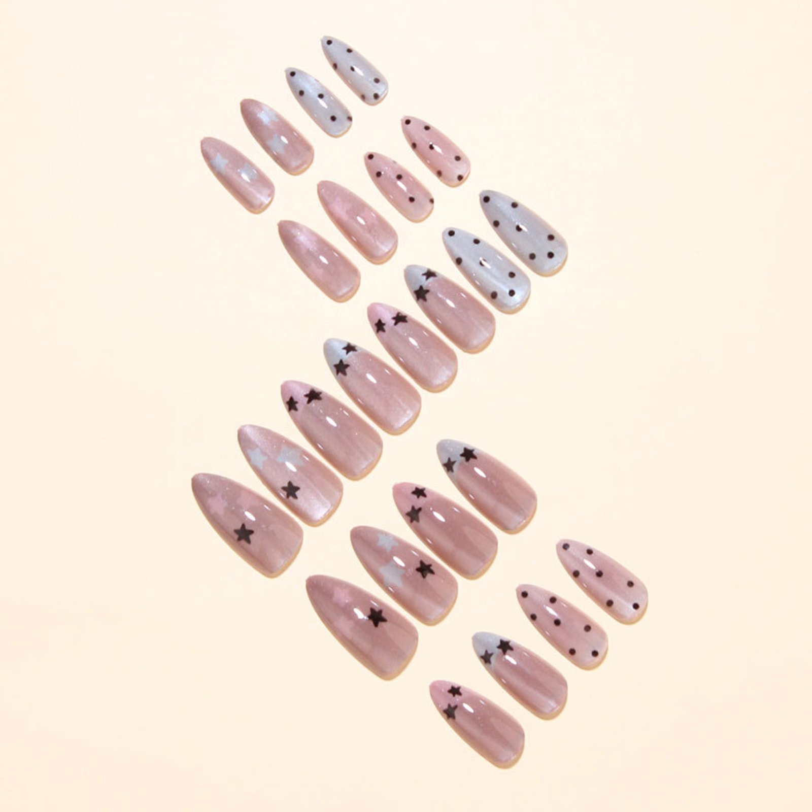 Nail Art Glossy - أظافر لوزية وردية فاتحة لامعة بتأثير