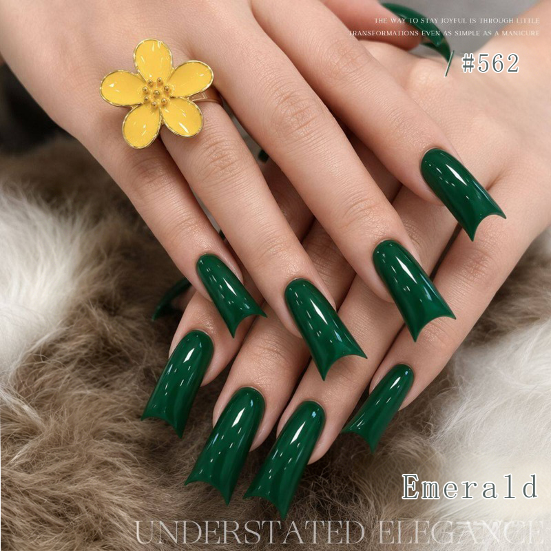 طلاء أظافر جل بلون أخضر زمردي  - مراجعة Nail Art Emerald Green وسعره