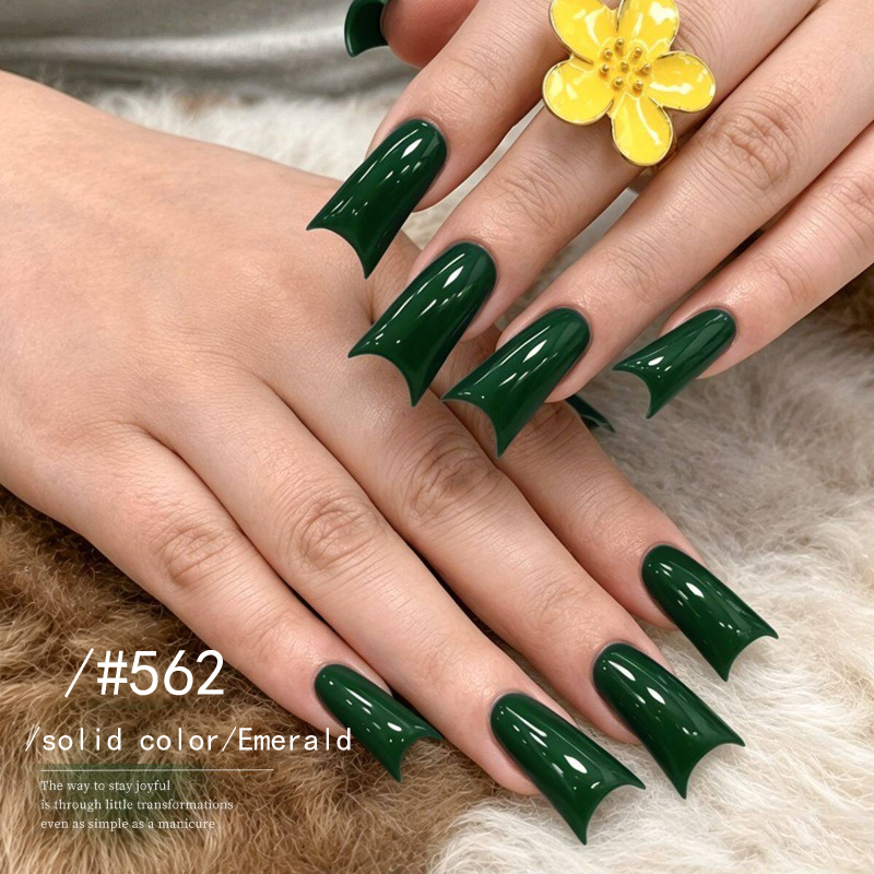 طلاء أظافر جل بلون أخضر زمردي  - مراجعة Nail Art Emerald Green وسعره